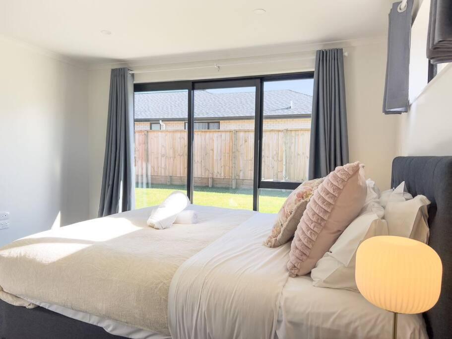 Peaceful 5 Bedrooms Retreat *